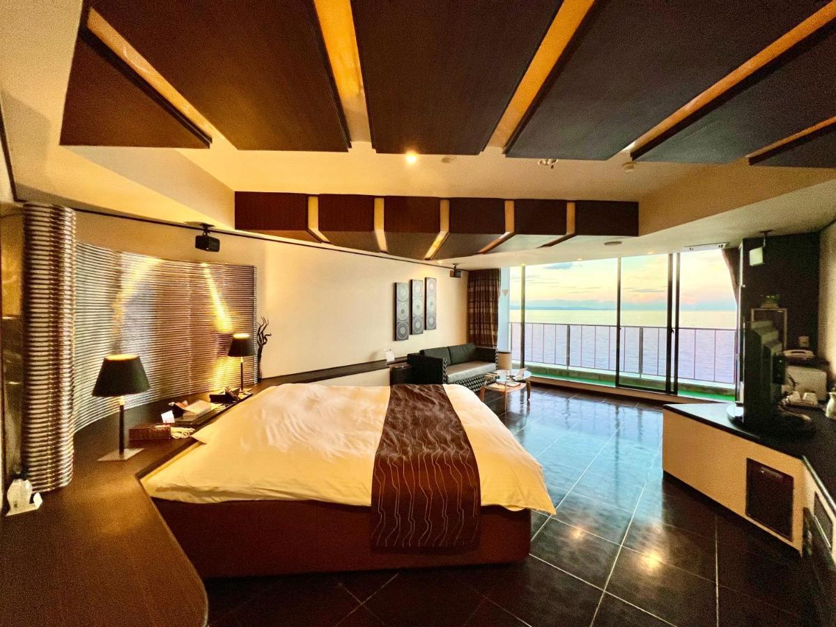 Sky Bali Style Beppu, Resort Love Hotel Buitenkant foto