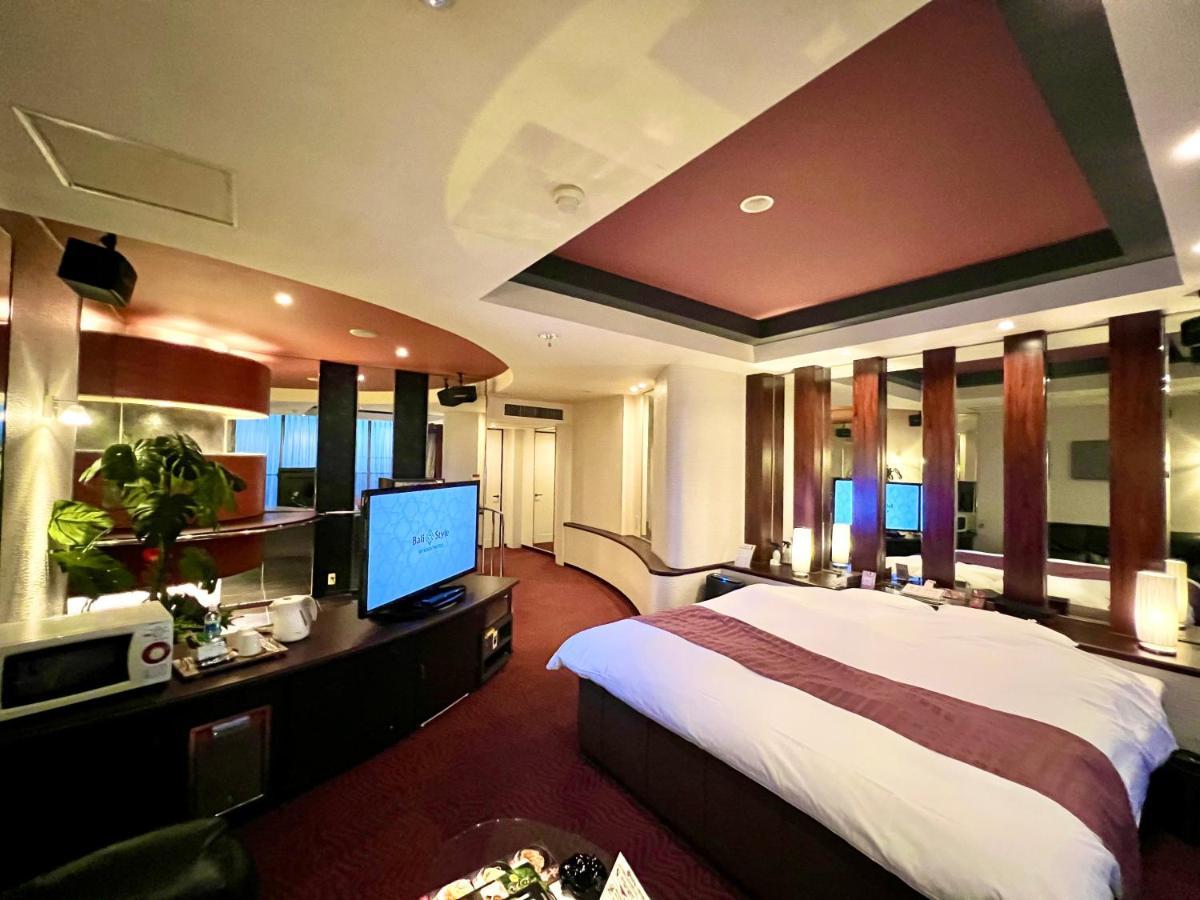 Sky Bali Style Beppu, Resort Love Hotel Buitenkant foto